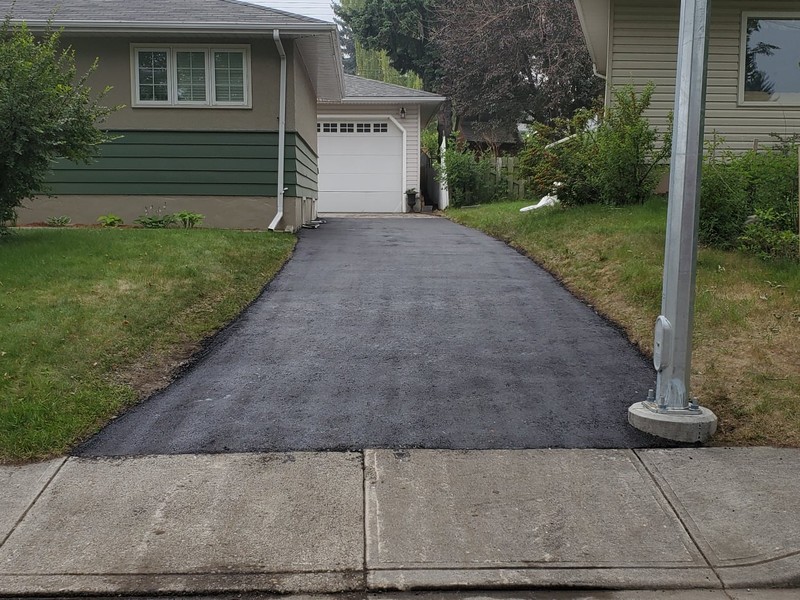 Modern Residential Driveway